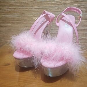 Elegant Pink Feathered Heels
